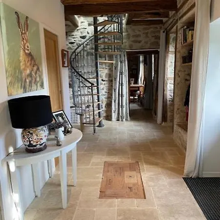 Holiday home Lime Tree Saint-Saud-Lacoussiere