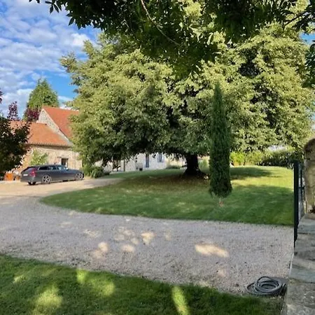 Lime Tree Holiday home Saint-Saud-Lacoussiere