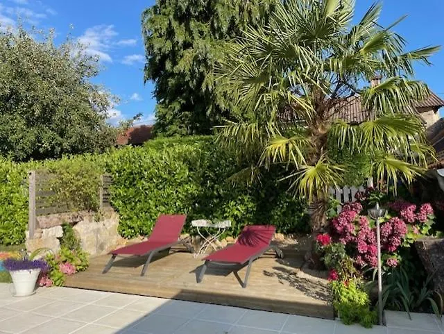 Lime Tree Feriehus Saint-Saud-Lacoussière