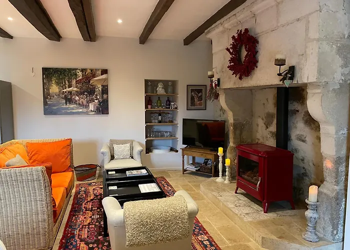 Lime Tree Feriehus Saint-Saud-Lacoussière